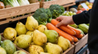 Fruits And Vegetables With The Most Fiber Per Serving, According To Dietitians