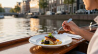 Fijnproevers Opgelet: In Amsterdam Kunt U Dineren Op Een Boot Op Michelinsterrenniveau - Pure Luxe