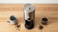 How to Choose Coffee Makers With Built-In Grinders