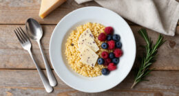 Orzotto Al Formaggio, Speck E Frutti Di Bosco
