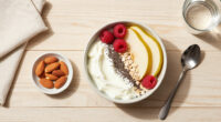 The 8 Best Foods To Eat With Cottage Cheese For More Fiber, According To Dietitians